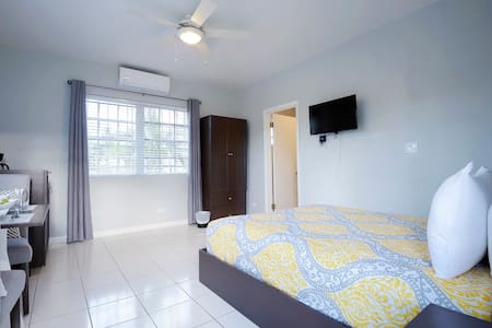 Unit #1 -Affordable Private Unit close to downtown