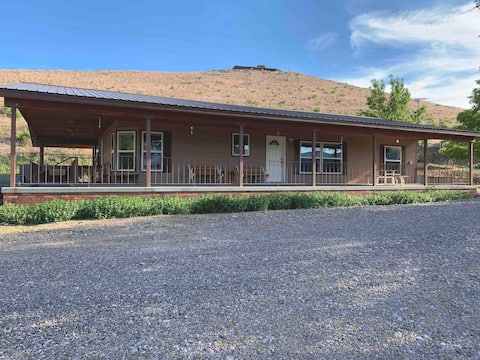 Private ranch house with a view day AND night!