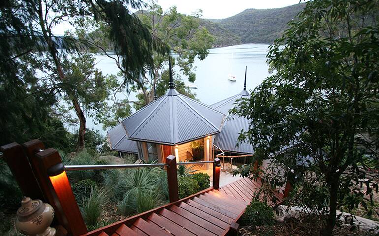 Cowanwaters – Waterfront house gallery image 2