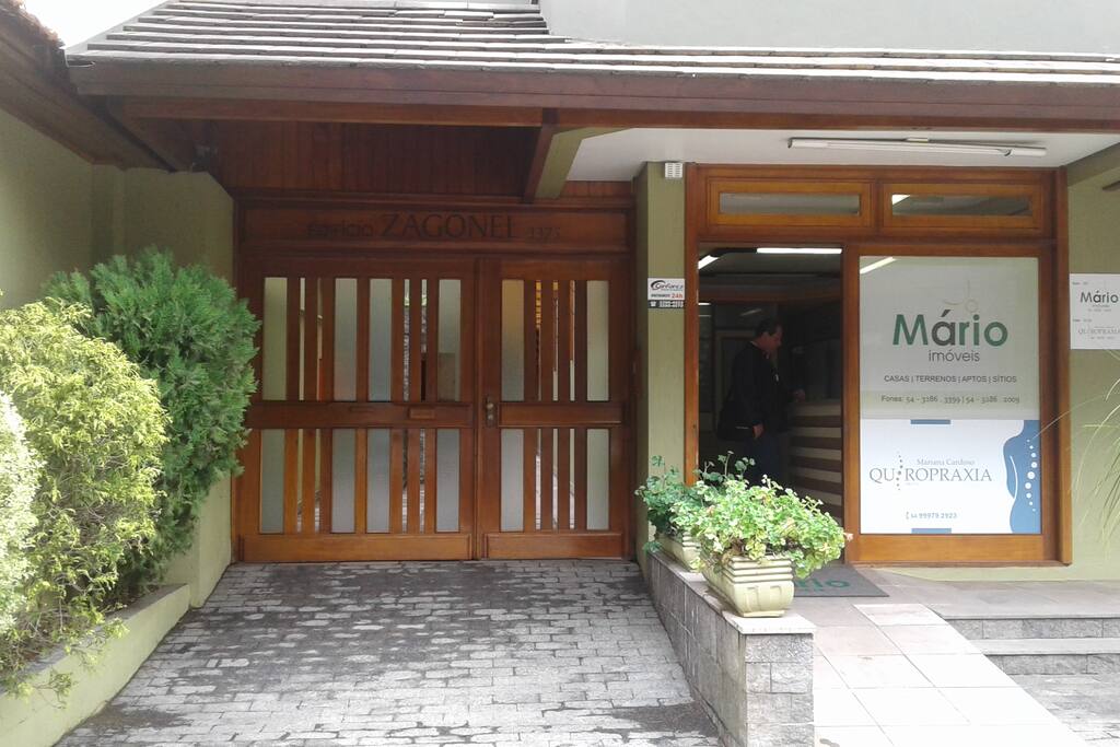 Entrada do prédio
