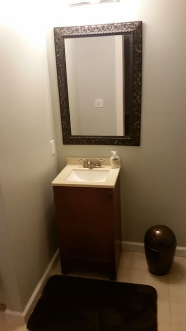 Private bath/shower