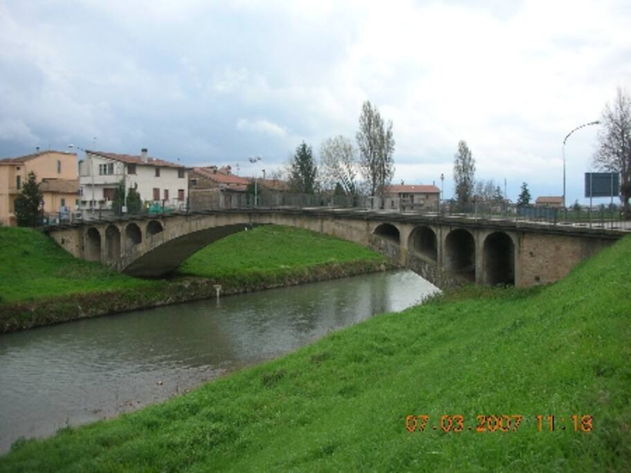 Cannara Ponte sul fiume Topino