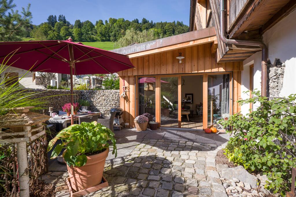 Terrasse mit Grillplatz