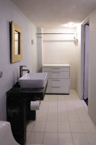 4 apartments in la Condesa for up to 26 people