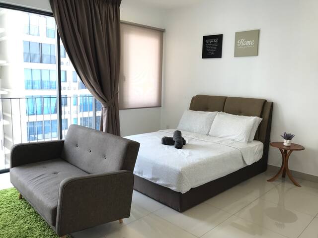 Cozystudio 2pax 3 Trefoilsetiaalam Wifi Tvbox 1 Bedroom 1 Bathroom Serviced Apartment Shah Alam Malaysia