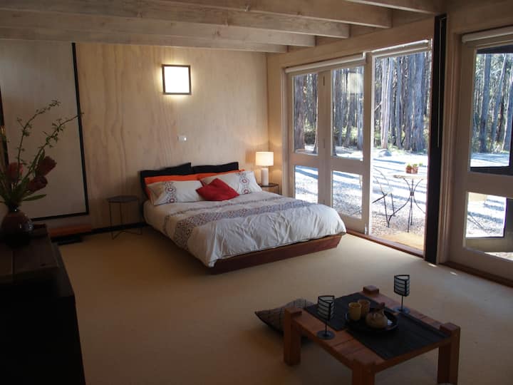 Tranquil Private Bushland Studio