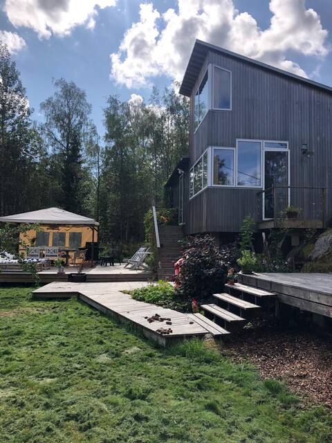 Modern cozy Norwegian Cabin with sauna. All Year!