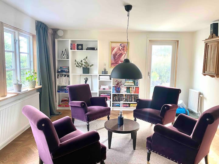 Stort Hus I Centrala Uppsala Med Pool Och Bastu - Uppsala