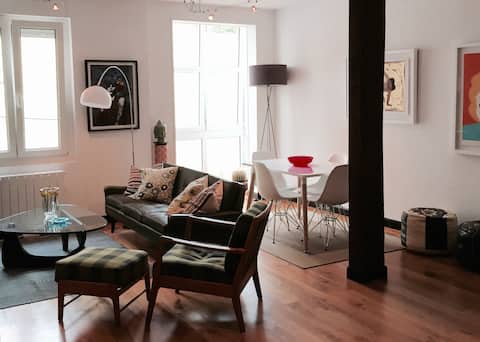 Propiedad de Airbnb exitosa: Modern 2 bedroom city apartment en Santander