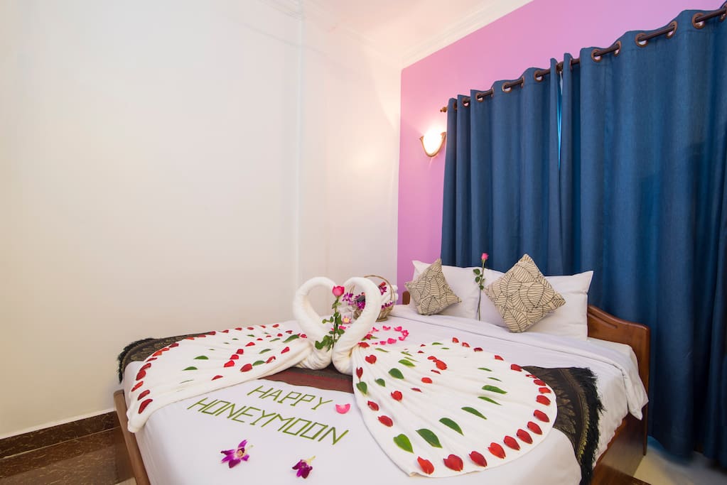 Bed room
