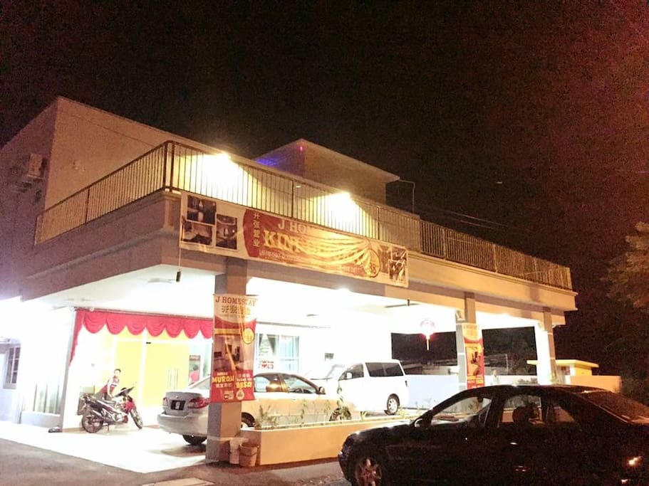 J HOMESTAY