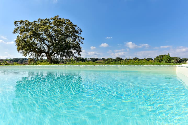 Borgo Aratico Charming Villa with View Pool & SPA