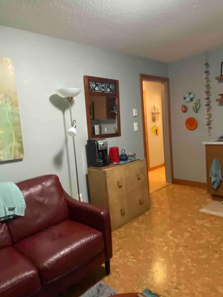 Arbutus Suite - Private Suite With Kitchenette. - Vancouver Island