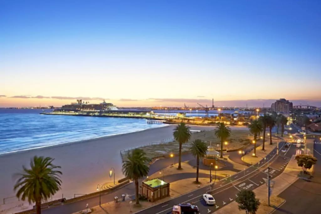 Port Melbourne Beach