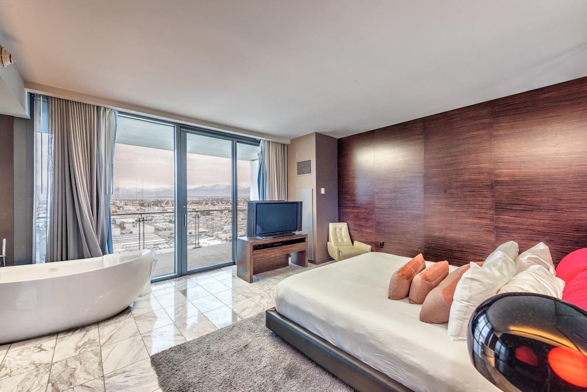 Palms Place