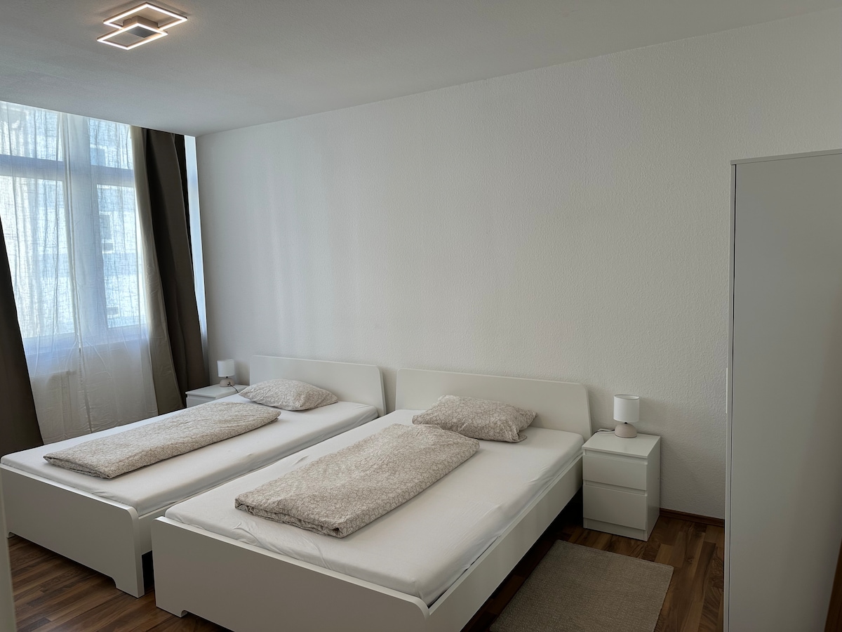 საძინებელი 1