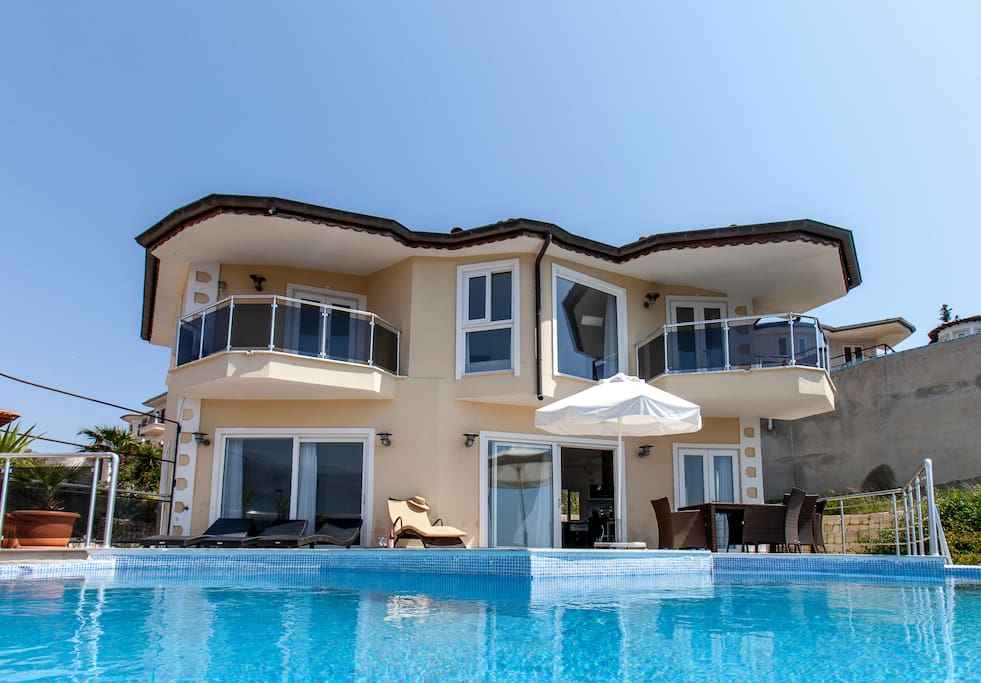Villa Hans - 292 m2 in 3 floor