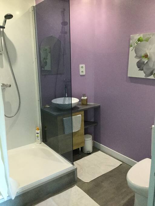 Salle de bain de la suite parentale