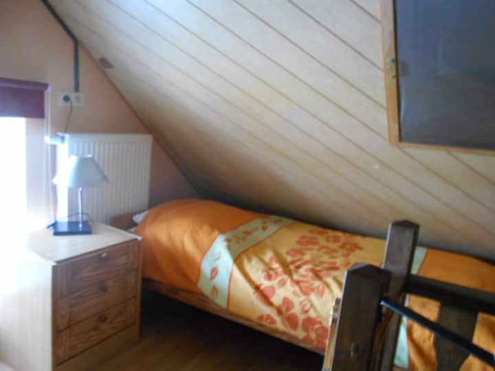 Chambre 3 avec deux lits simple