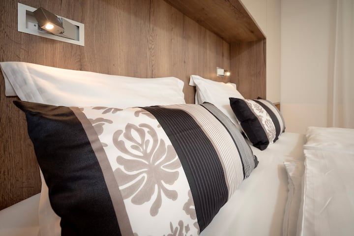 1. Spálňa (prízemie)