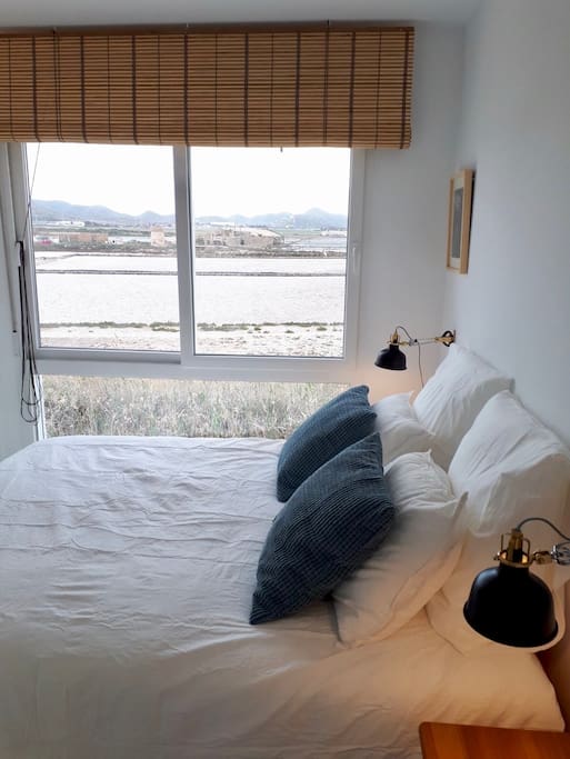 Bellas vistas desde el dormitorio - Beautiful views from the bedroom