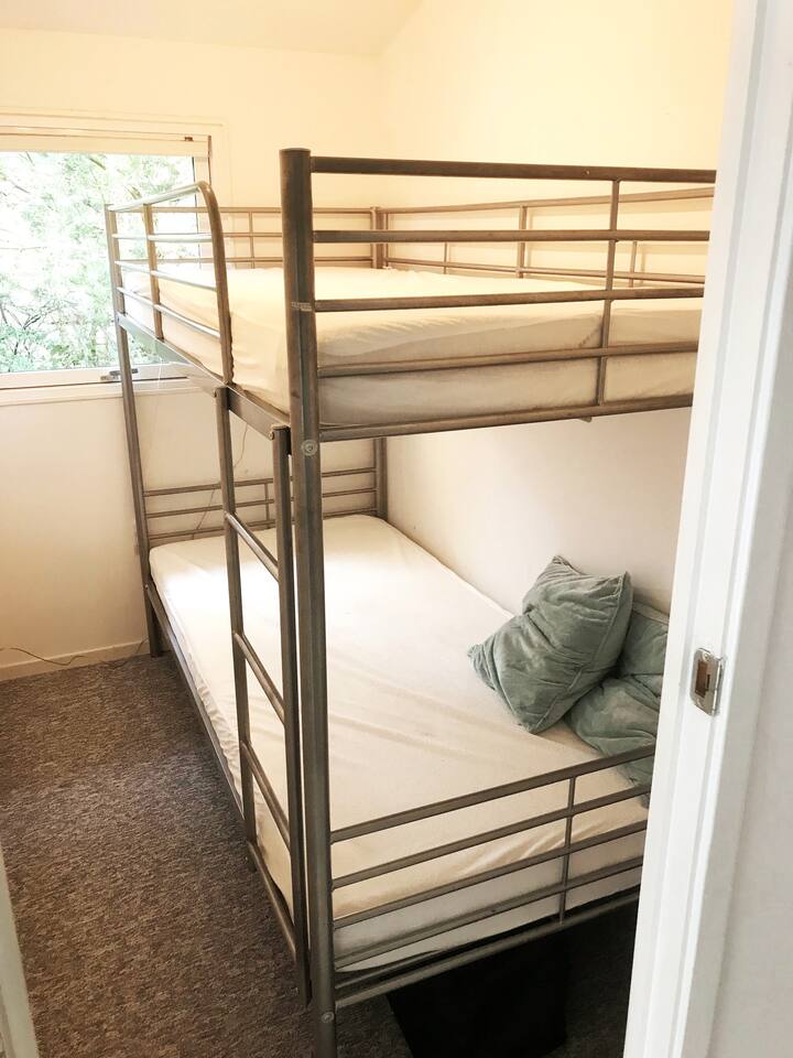 Dormitorio 3. Cucheta 90x200cm