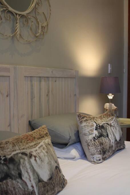 Ripple Hill King/Twin en-suite photo 0