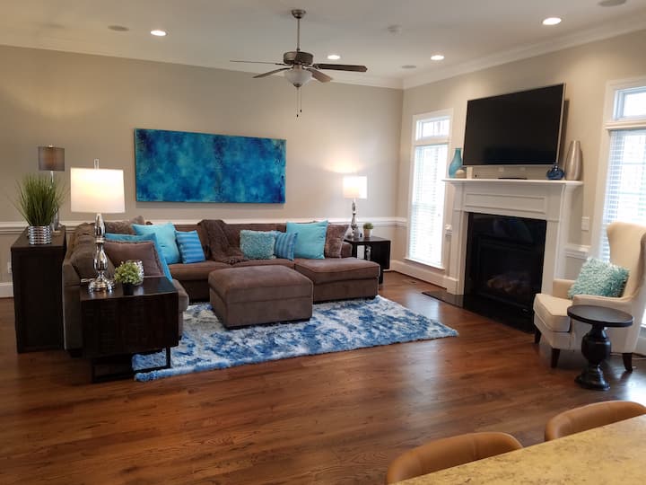 Cozy Queen Room ★ Many Amenities★central Location - Greenville, NC