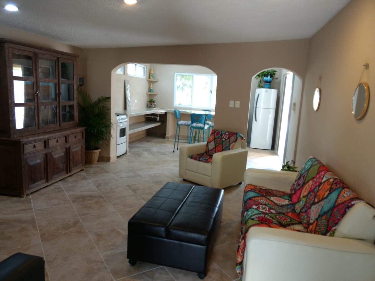 Propiedad de Airbnb exitosa: Dream Vacation Home, Just Steps to the BEACH en Chelem