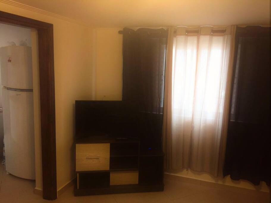 TV 32'' LED com TV a cabo / Cable TV