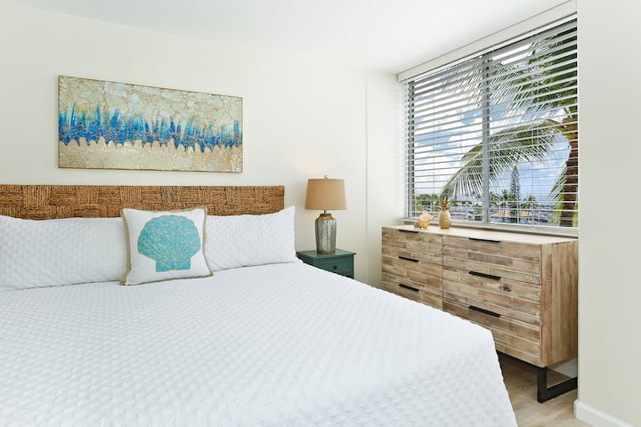 Comfortabel kingsize bed (kan niet worden verdeeld in twee eenpersoonsbedden)