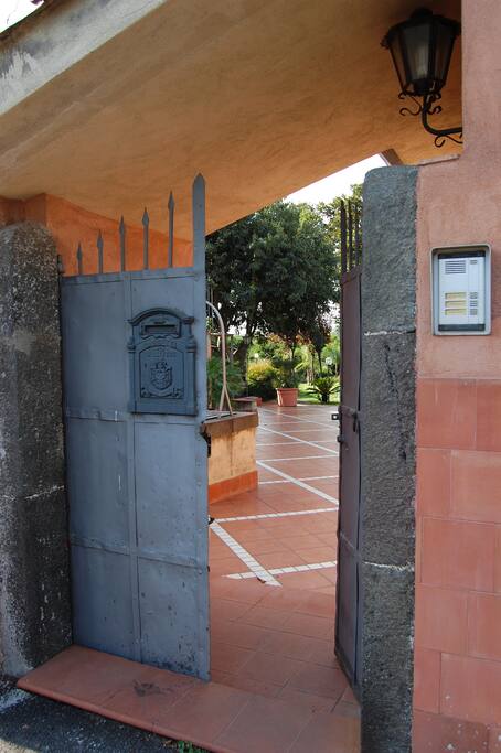 INGRESSO PEDONALE
