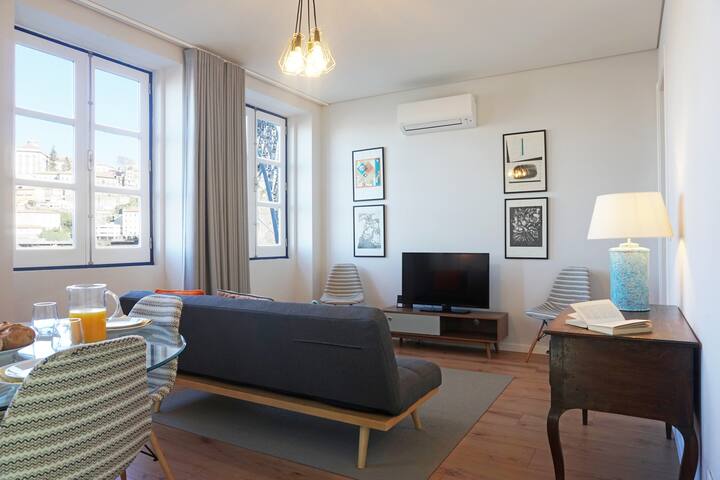 Porto View 3: Two-Bedroom DUPLEX [River View] gallery image 3