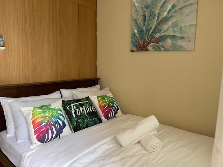 เตียงควีนไซส์