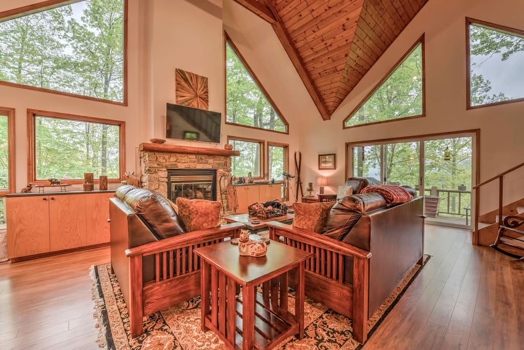 Great room with vaulted ceiling