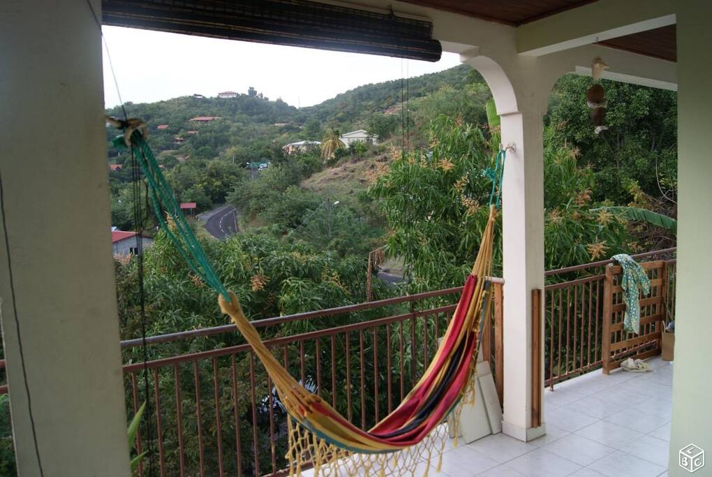 Terrasse d'entrée avec vue sur le morne