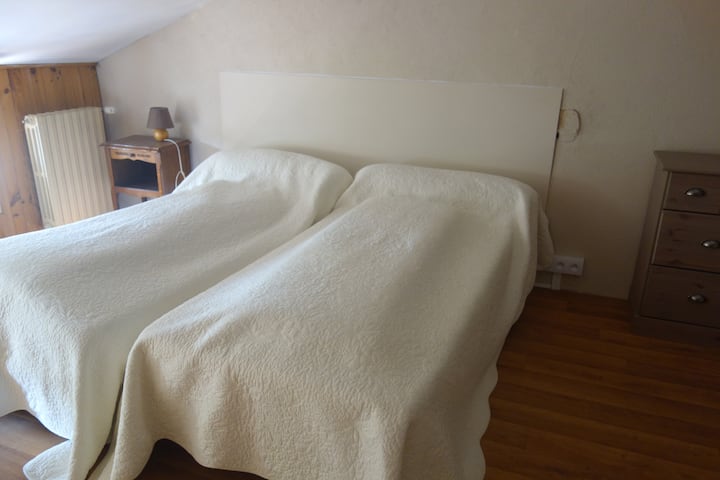 lit jumeaux de 90 cm