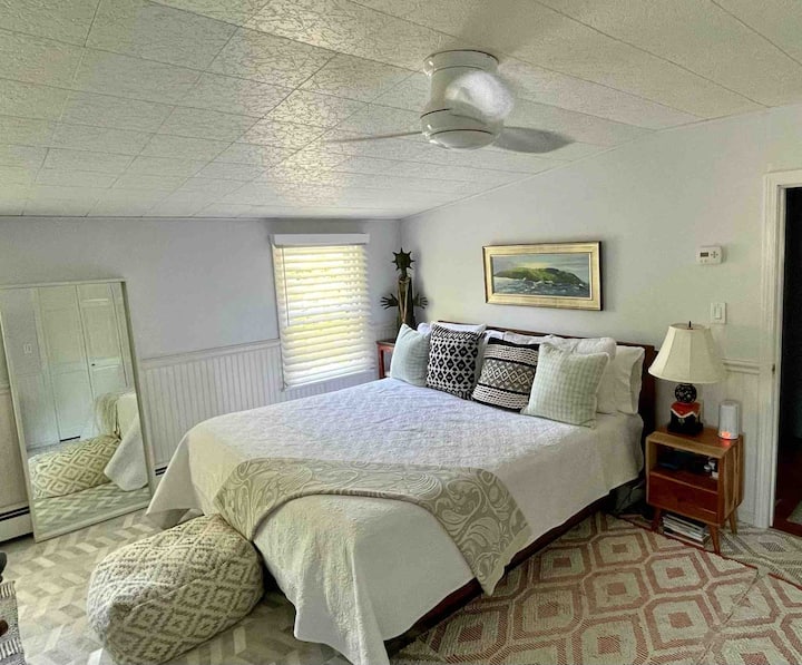 Двойна спалня със самостоятелна баня, етаж №2