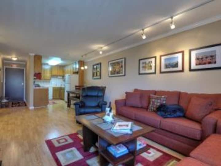 Nice 2 Bedroom, 2 Ba Apartment Wtih A Large Deck - San Francisco, CA