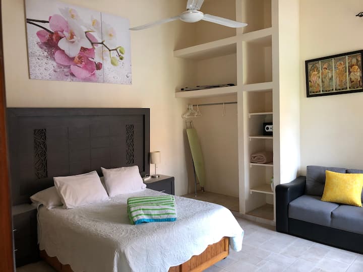 Bedroom / Habitación 