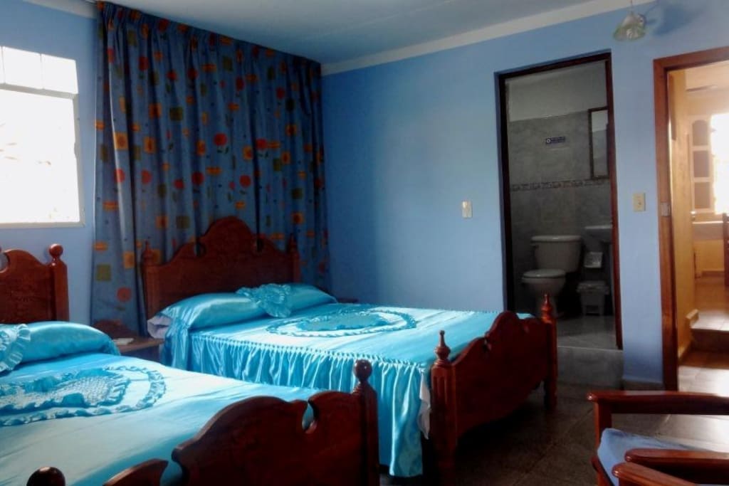 Otra vista de la 1ra habitación.