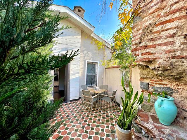 SVG – ViLLA Ortakoy gallery image 3