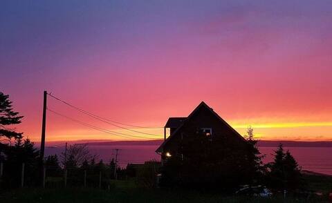 Little Farm by the Bay *Oceanview!* 15 min to YYT!