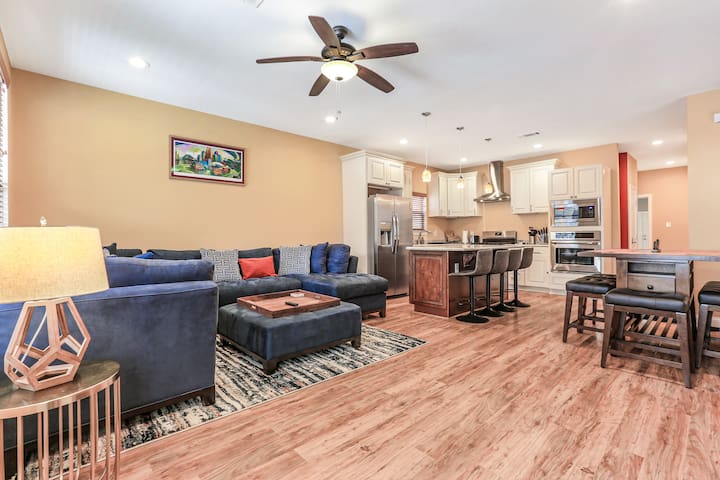 Modern and Colorful Home in the Heart of Mid City