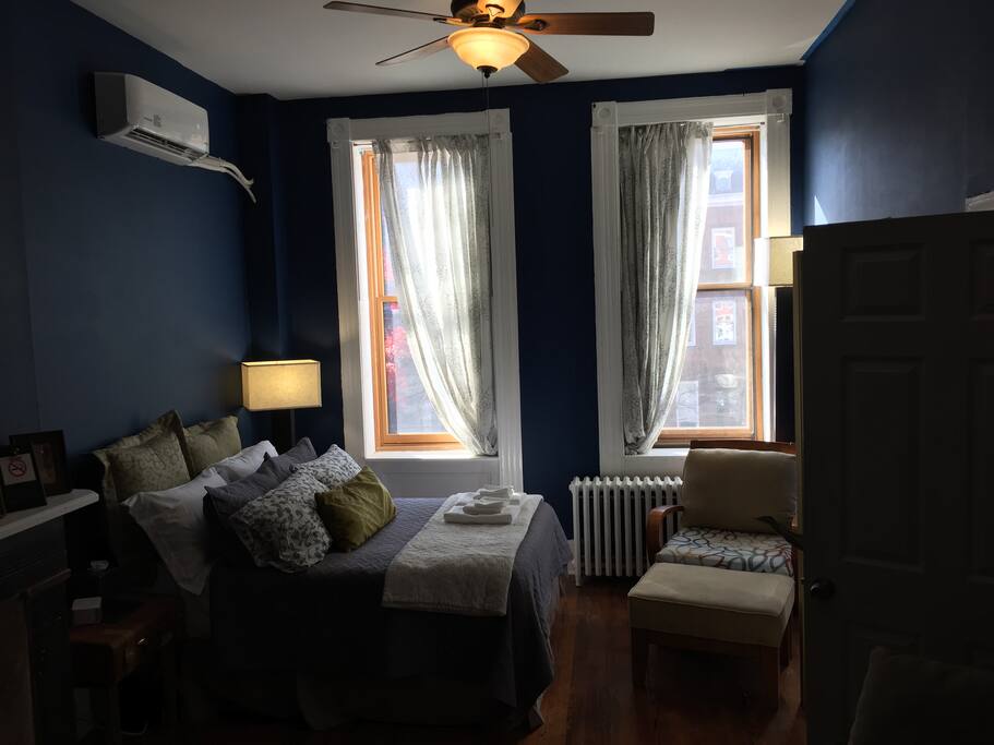 Bed side lounge seating
