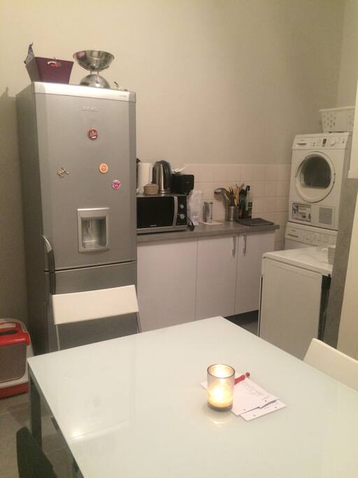 Autre photo de la cuisine (photo moins récente que l'autre)