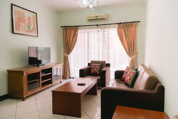 Sunshine Homestay @Marina Court Resort Condominium - Kota Kinabalu