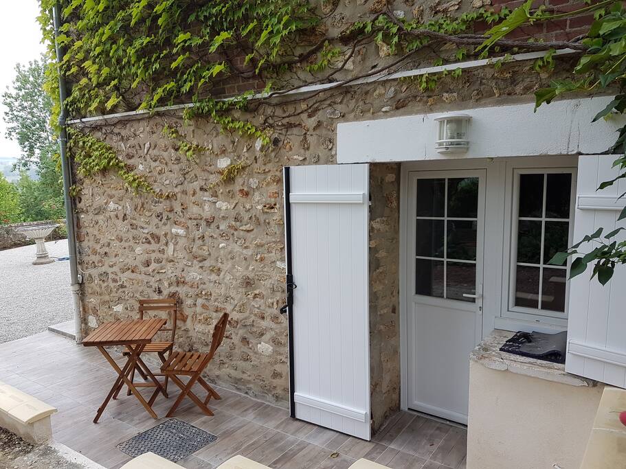 Entrée indépendante