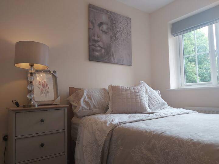 Crawley Holiday Rentals & Homes England, United Kingdom Airbnb