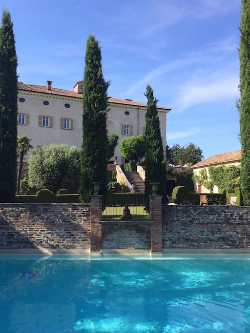La Piscina - The Pool